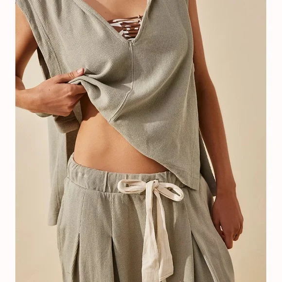 Free People beach set size medium EUC - Picture 4 of 10